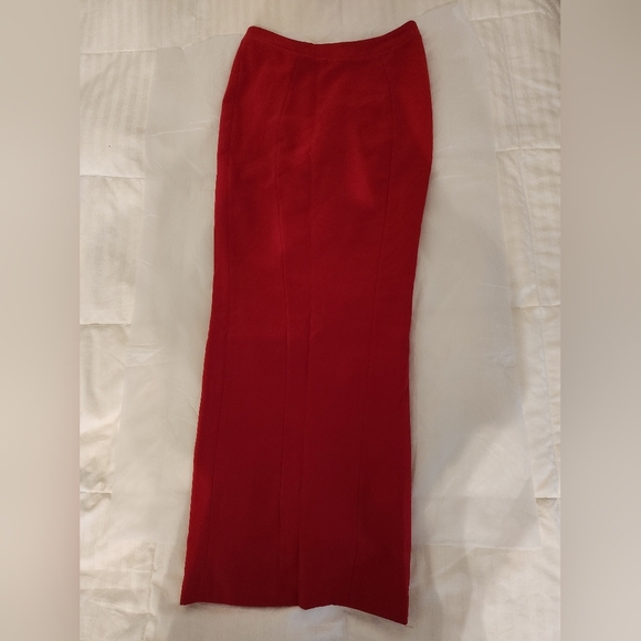 Red Rose House of CB 'Nayara'- XS - Picture 7 of 12